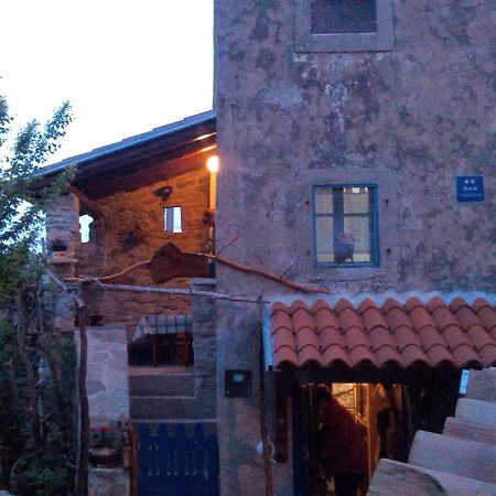Apartment Anetica Cres Exterior photo
