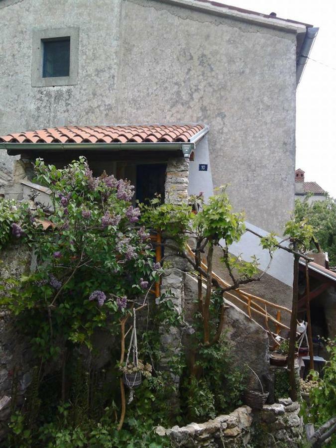 Apartment Anetica Cres Exterior photo